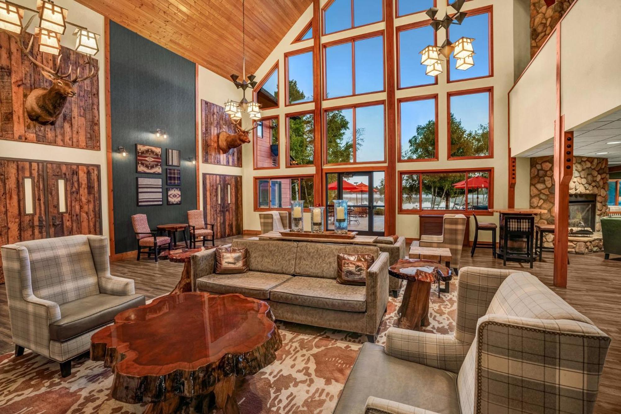 Holiday Inn Express & Suites Hayward By Ihg Buitenkant foto