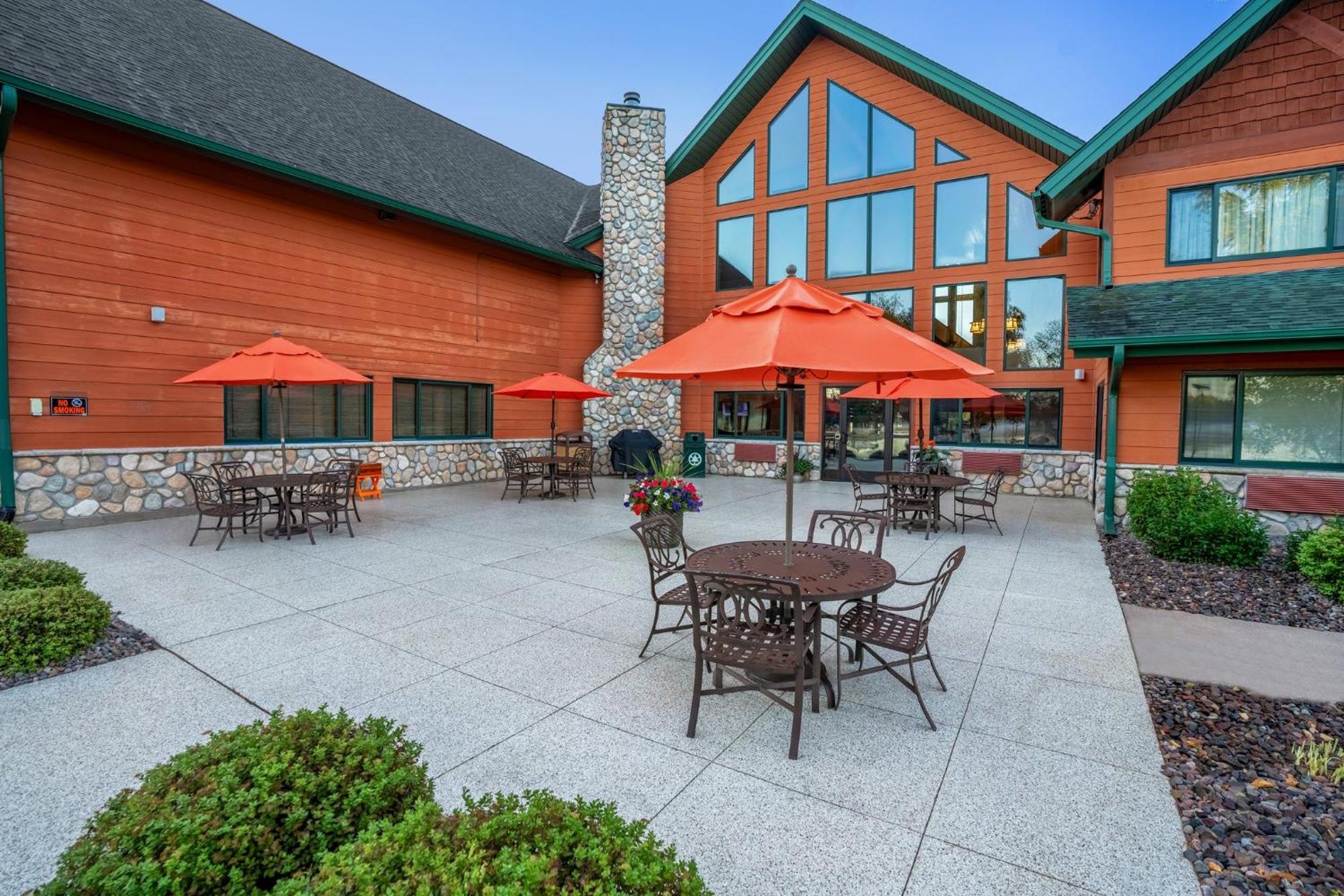 Holiday Inn Express & Suites Hayward By Ihg Buitenkant foto