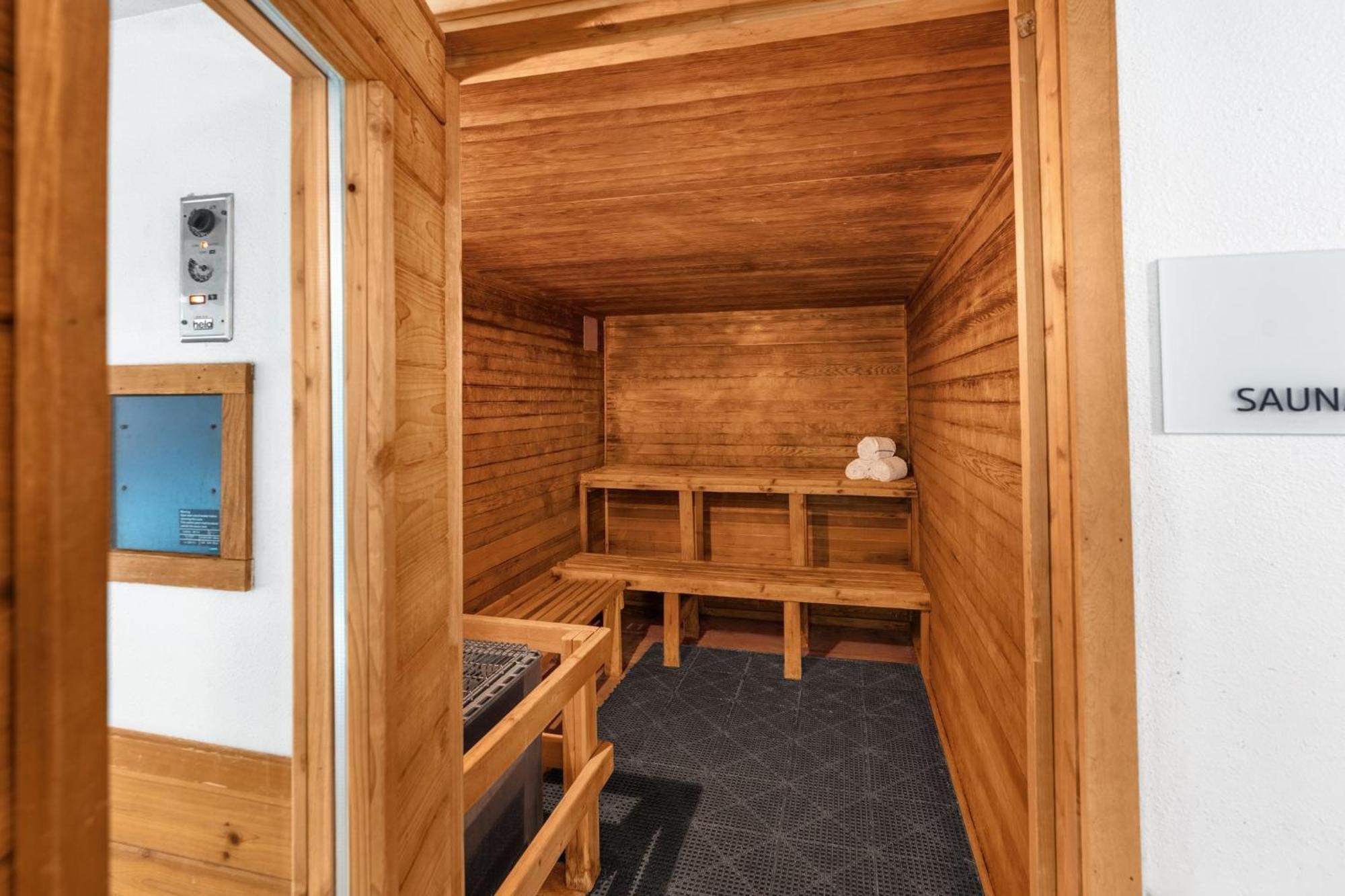 Holiday Inn Express & Suites Hayward By Ihg Buitenkant foto